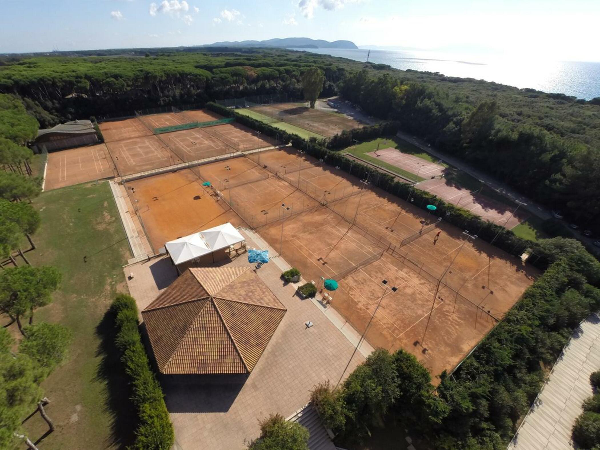 Garden Toscana Resort San Vincenzo Exterior photo