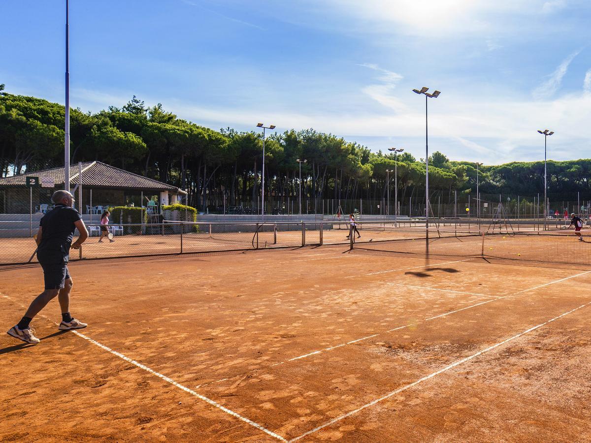 Garden Toscana Resort San Vincenzo Exterior photo
